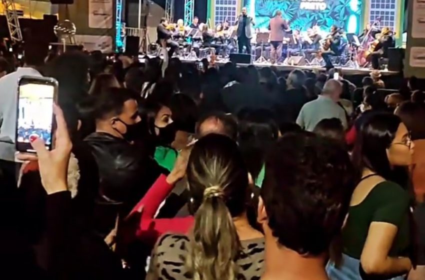  Orquestra Ouro Preto e Diogo Nogueira apresentaram clássicos do samba e MPB em Paracatu