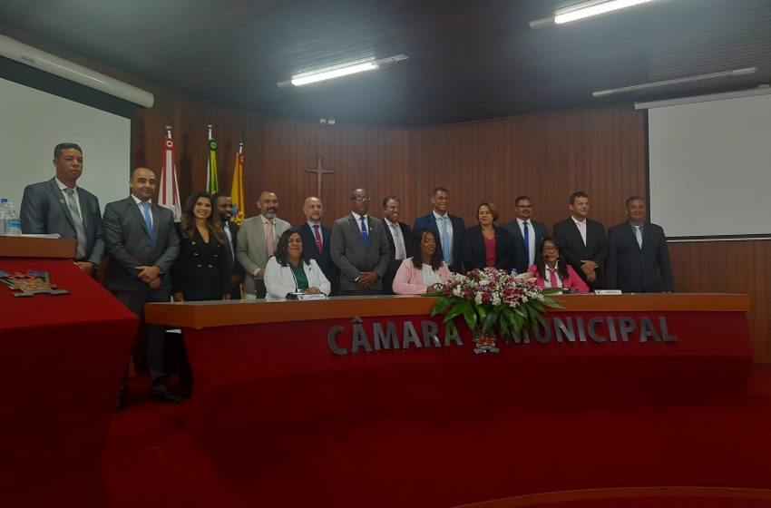  Sessão solene abre ano legislativo na Câmara Municipal de Paracatu