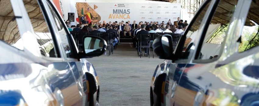  Governador entrega 121 novas viaturas para a Polícia Militar de Minas Gerais