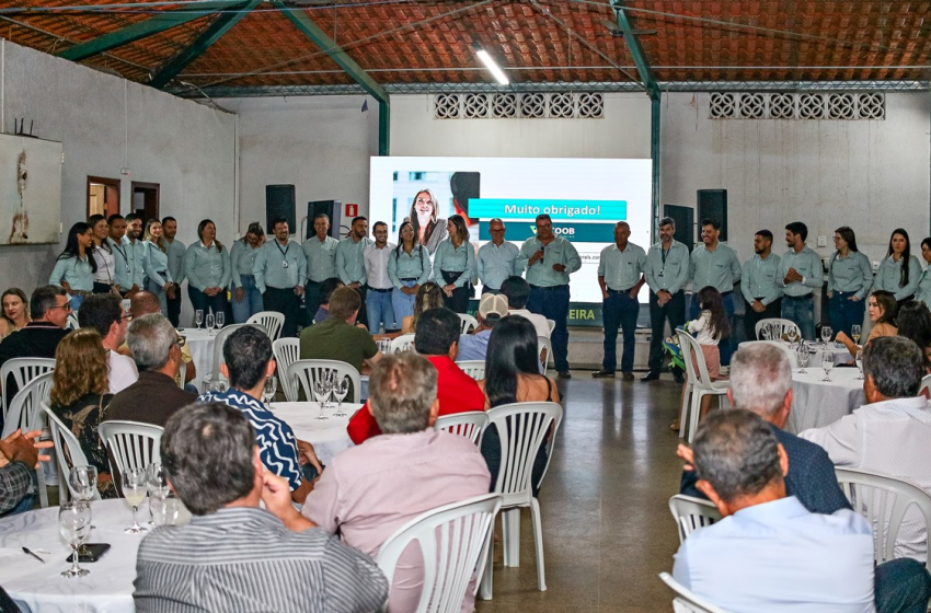  Sicoob Credigerais promove encontro com Produtores Rurais de Paracatu