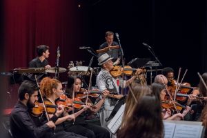  Orquestra Ouro Preto e Antônio Nóbrega celebram a cultura popular em Itabira