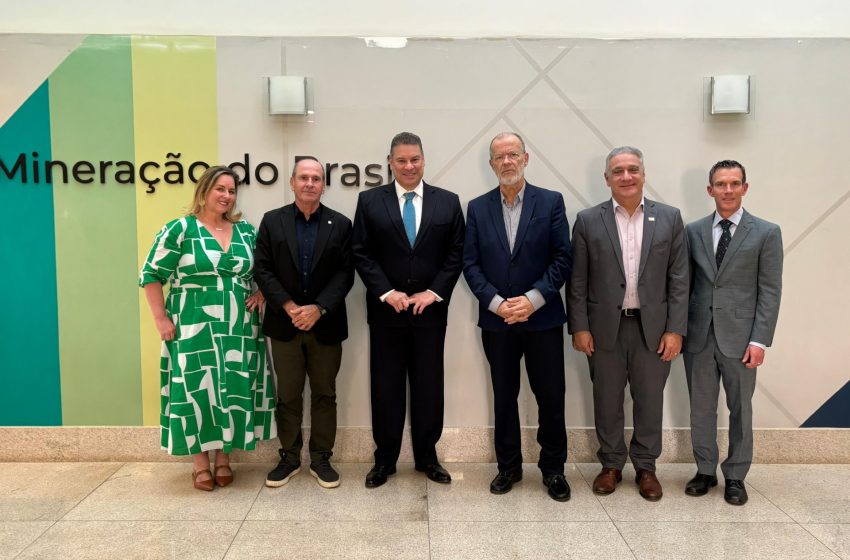 IBRAM recebe Embaixador norte-americano para tratar da missão brasileira nos EUA