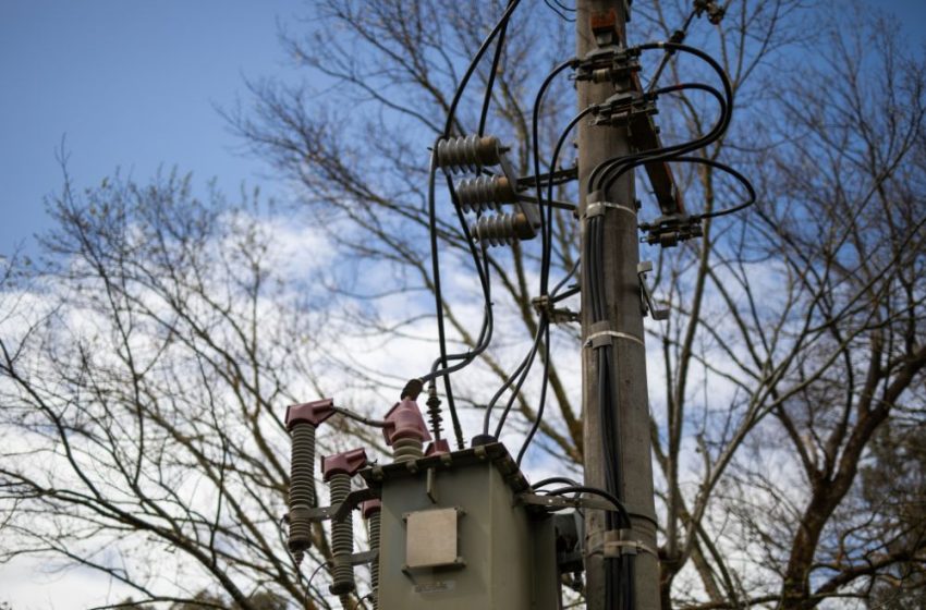  Perícia mostrou que sacada foi construída sem respeitar o recuo mínimo em relação à rede da Cemig