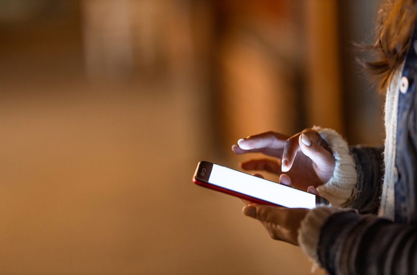  Rede social deve indenizar usuária por contas usadas em golpes