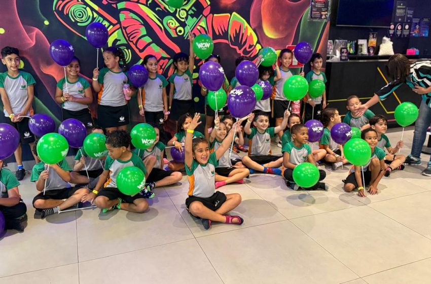  Estação do Conhecimento: Só Marcas Contagem Outlet transforma passeio escolar em aula viva de História do Brasil