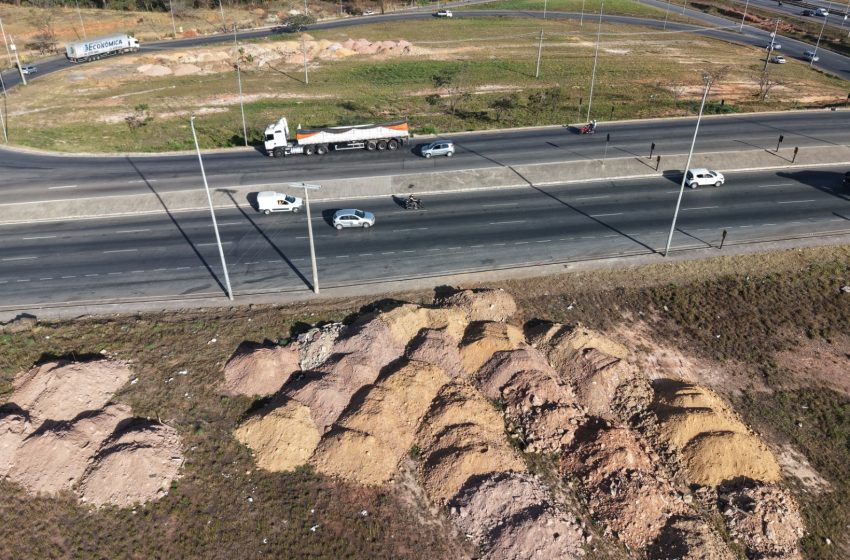  O lixo que vai parar na margem rodovia não desaparece