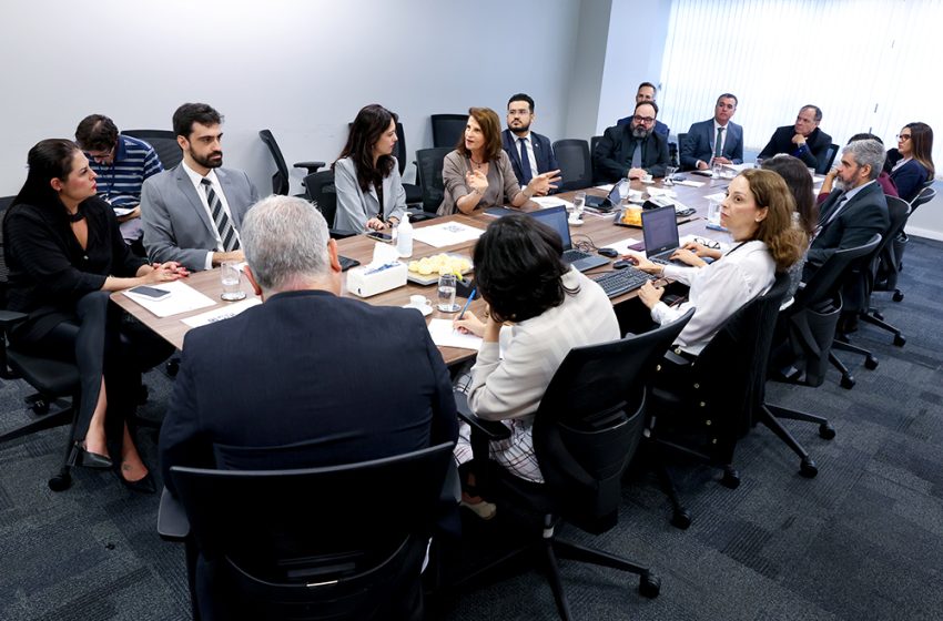  18ª reunião do Nuiref trata da titulação de terras para pessoas de baixa renda